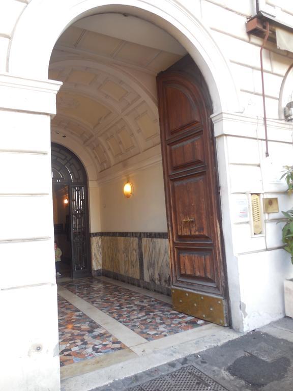Affittacamere Domus Laurae 3*